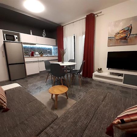 Solis Adriaticum Apartments Jasenice  Exteriör bild