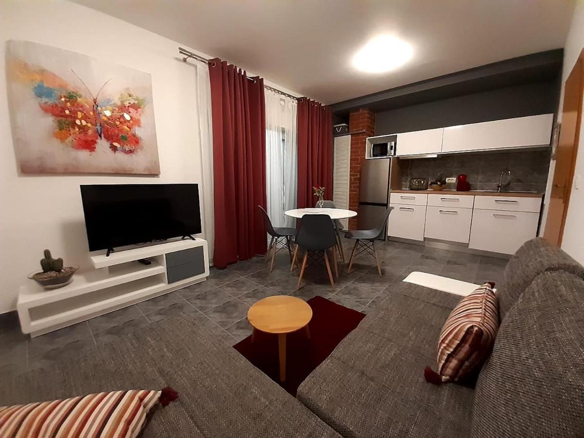 Solis Adriaticum Apartments Jasenice  Exteriör bild