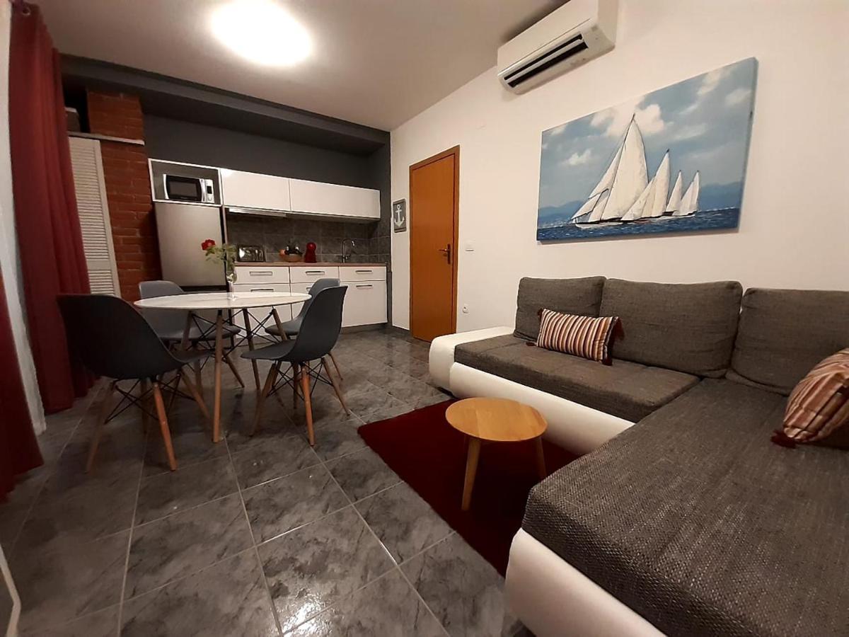 Solis Adriaticum Apartments Jasenice  Exteriör bild